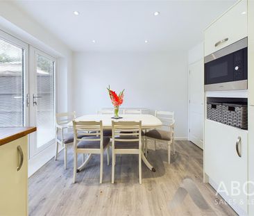 Sorrel Close, Uttoxeter ST14 8UP - Photo 1