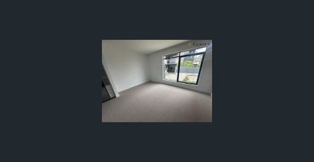 Discover Boutique Luxury: Your New 2-Bedroom Haven in Vibrant Ivanhoe - Photo 3