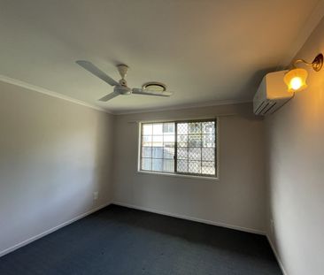 Three bedroom unit close to town and beach and no water to pay - Photo 1