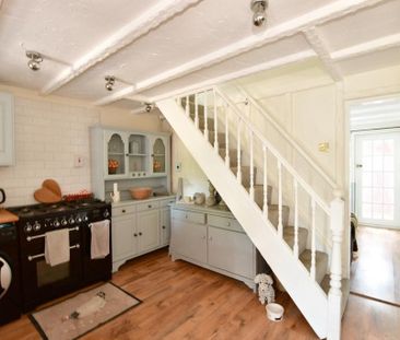 2 bedroom terraced house to rent - Photo 6