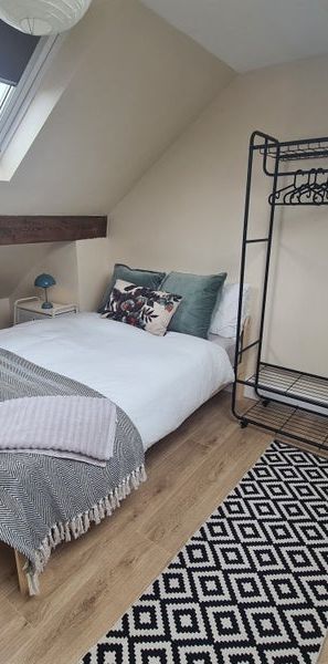 Room in a Shared House, Marlborough Grove, LS2 - Photo 1