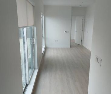 Beautiful 2 bedroom 2 bathroom apartment - Photo 1