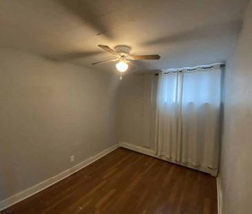 65 John St, Unit 2, Kingston ON - Photo 3