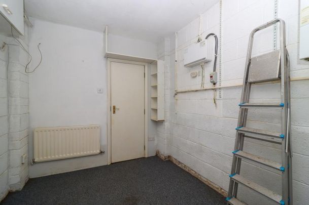 Wright Lane, Oadby, LE2 - Photo 1