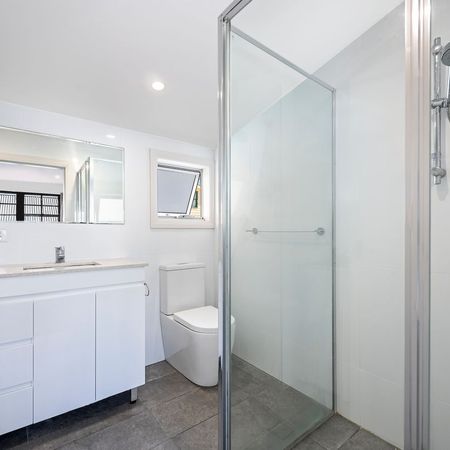 Stylish one bedroom in Chippendale - Photo 4