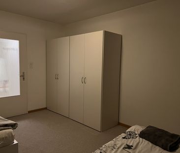 Appartement meublé moderne de 3,5 pièces au cœur de Dübendorf, Zürich - Photo 3