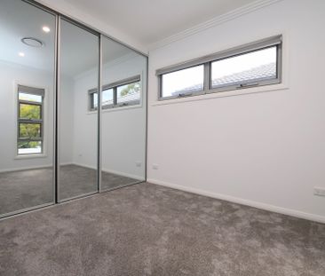 Five Bedroom Duplex - Photo 1