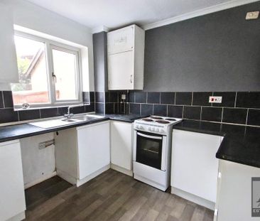 2 bedroom semi-detached house to rent - Photo 2