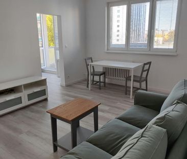 Prenájom bytu 3-izbový 60 m² – Fotografia 2