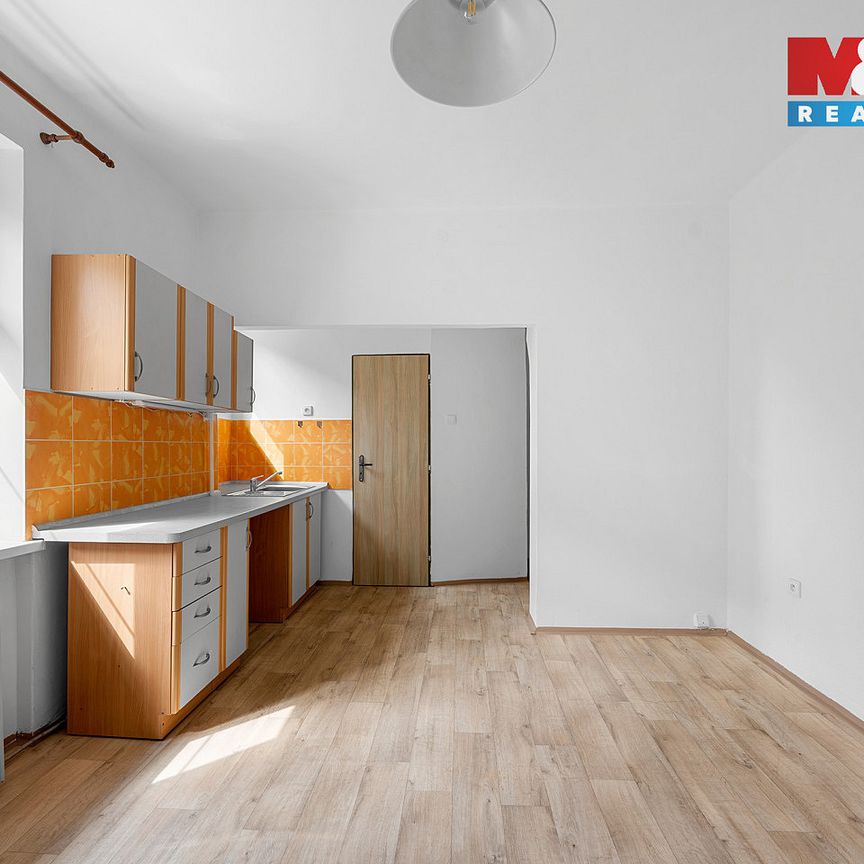 Pronájem bytu 1+kk 19 m² - Fotografie 1