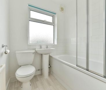 2 bedroom maisonette to rent - Photo 3