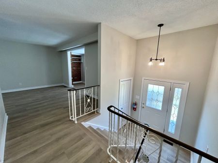 For Lease - 48 Ormond Street, Thorold, Ontario - Photo 3