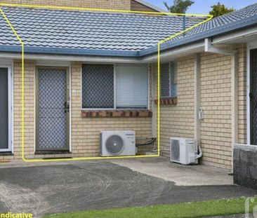 Room Only for Rent in two-bedroom Southport unit - Photo 1