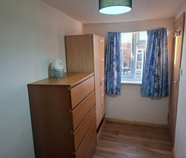7 bedroom flat to rent - Photo 3