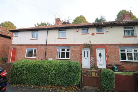 4 bedroom private hall to rent - Photo 3