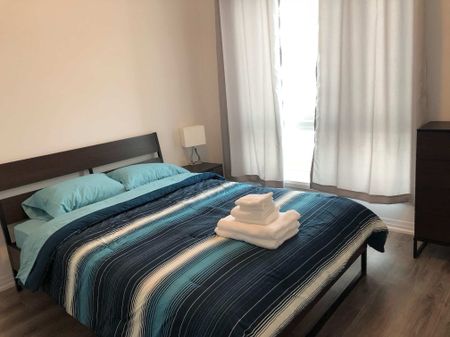 Two bedroom condo Barrie - Photo 5