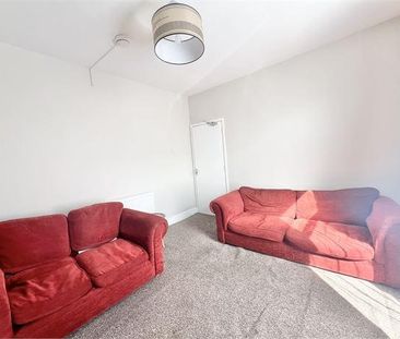 3 bedroom house share to rent - Photo 1