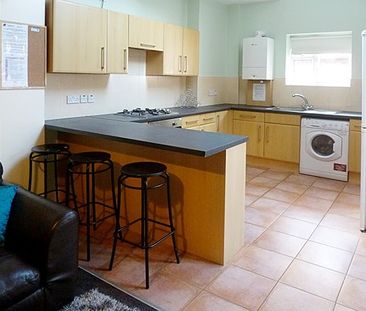 Room in a Shared House, Neill Road, S11 - Photo 4