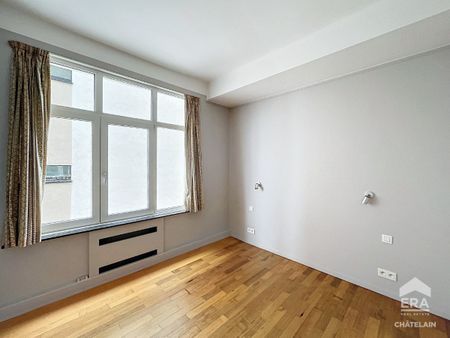 IXELLES - SUPERB 2 SLAAPKAMERAPPARTEMENT VAN 132m²+PARKEREN - Photo 3