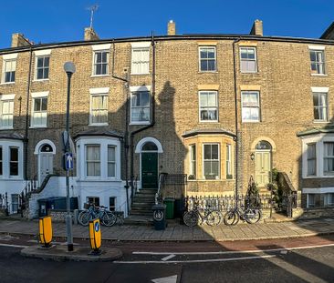 Bateman Street, Cambridge - Photo 2