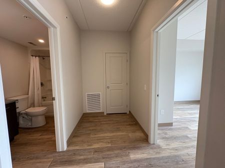 For Lease - 99 POND MILLS Road Unit# 703, London South, Ontario - Photo 5