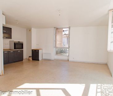 Location Appartement 3 pièces 71m² VINAY 38470 - Photo 2
