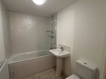 A 5 bedroom end terrace family home with a garage and off-street parking in Mexborough. - Photo 5