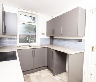 2 bedroom House To Let - Photo 4