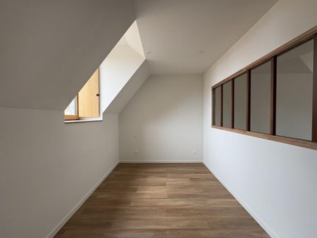 APPARTEMENT T4 A LOUER A ROANNE - HYPER CENTRE - Photo 2
