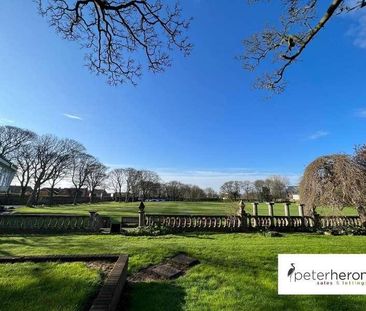 The Lawns, Whitburn, Sunderland, SR6 - Photo 1