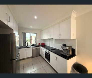 12/61 Lambert Drive, Moranbah, Qld 4744 - Photo 6