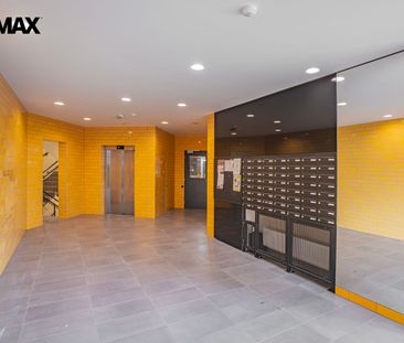 Pronájem bytu 2+kk v osobním vlastnictví 58 m², Praha 5 - Stodůlky - Photo 2