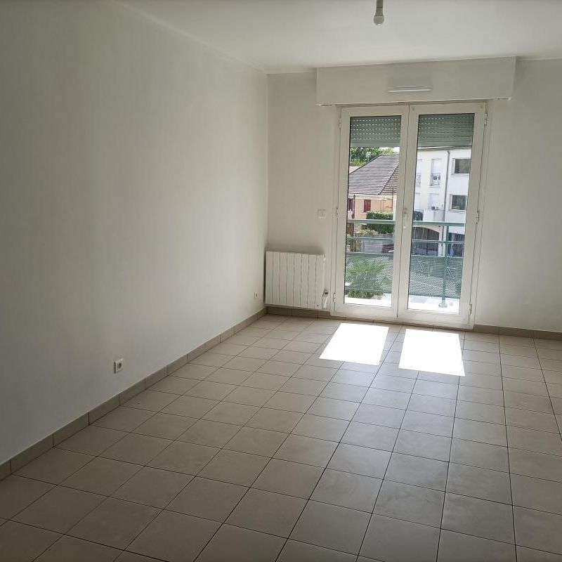 Location Appartement 2 pièces 36m² STE GENEVIEVE DES BOIS 91700 - Photo 1
