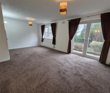 3 Bed House - semi-detached - Photo 3