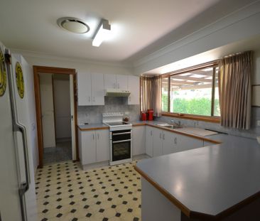 13 Westborne Drive, Nowra, NSW 2541 - Photo 1