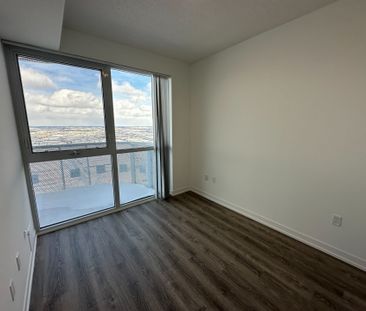 For Lease - 8 Interchange Way Unit# 5705, Vaughan, Ontario - Photo 1