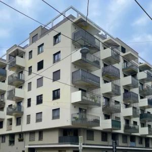 Charmante Garconnière mit großer Loggia und moderner Ausstattung - Photo 2