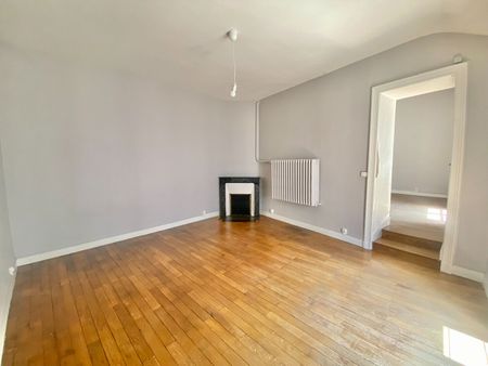 A Louer - Nantes Centre - Grand Appartement 6 Pièces De 175.24 M² - Photo 4