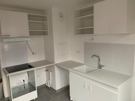 location Appartement T3 DE 65.16m² À ASNIERES SUR SEINE - Photo 2