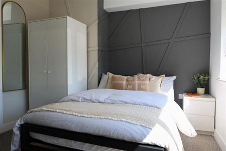 1 bedroom semi-detached house to rent - Photo 2