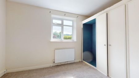 2 bedroom House To Let - Photo 3