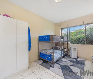 Spacious Teo Bedrooms Unit in a Leafy, Peaceful Setting - Photo 1