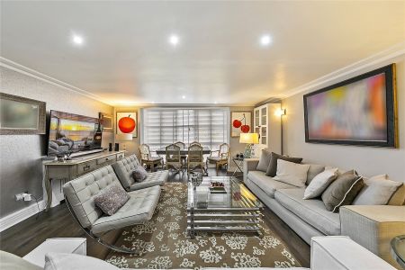 Oriel Drive, London, SW13 flat to rent - Photo 3