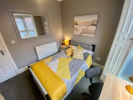 Room 1, Cranwell Street - Photo 5