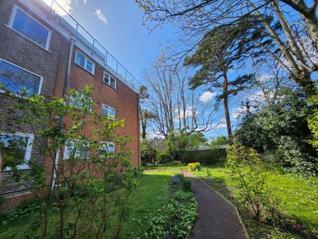 St Johns Road, Bournemouth - Photo 2