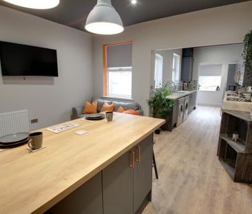 1 bedroom in a house share to rent - Photo 5