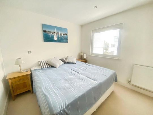 4 bedroom semi-detached house to rent - Photo 1