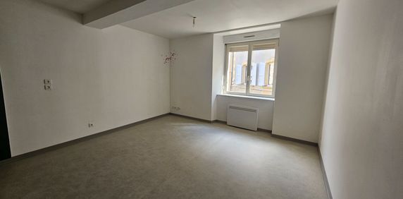 Location Appartement 3 pièces 48m² - Photo 2