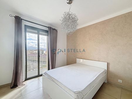 Location Appartement 4 pièces 79m² AJACCIO 20090 - Photo 2