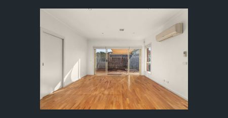 Modern Living in a Prime Pascoe Vale Pocket - Photo 2